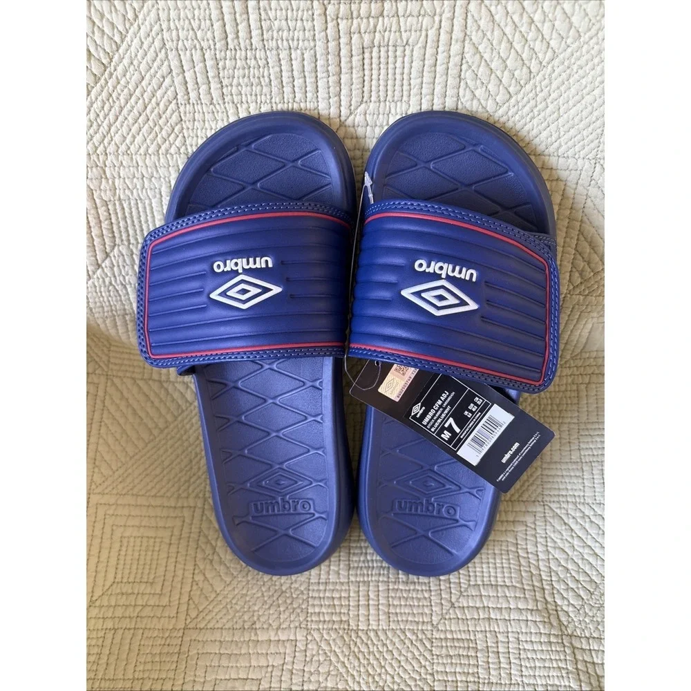 Umbro Rubber Foam Slides Mens 7 Blue/red Piping SUPER COMFORTABLE!